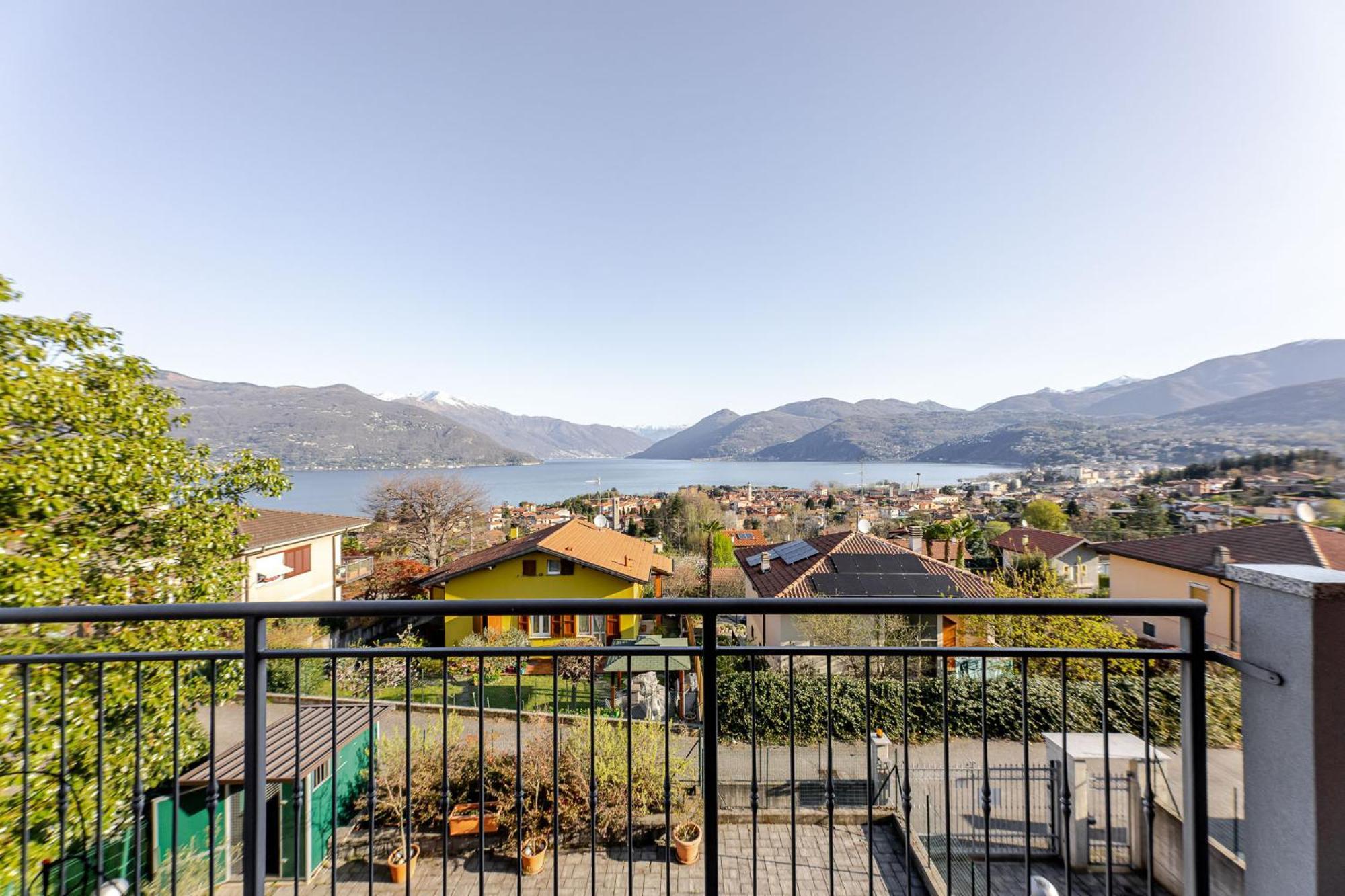 Casa Elena - Bella Vista Lago Germignaga Exteriör bild